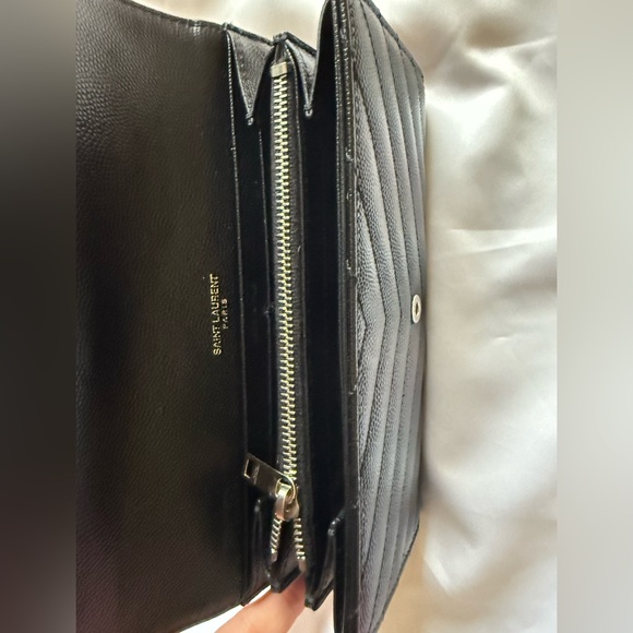 YSL Saint Laurent Large Monogram Flap Wallet Grain De Poudre Leather, Black - Picture 4 of 7